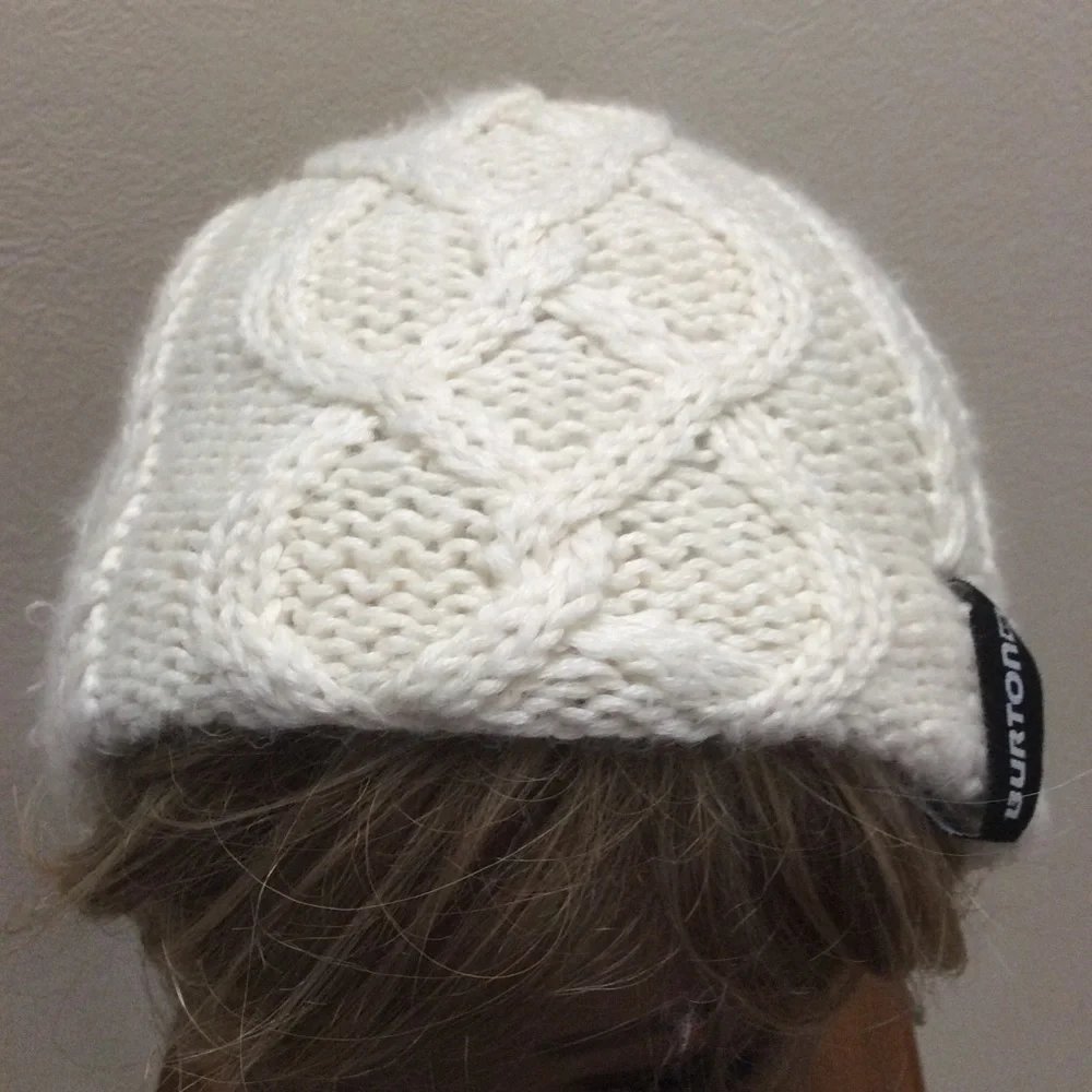 Burton Cable Knit Fleece Lined Winter Beanie OS